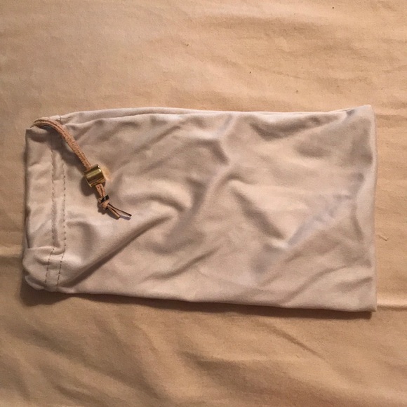 Tory Burch Sunglass Case - Picture 5 of 5